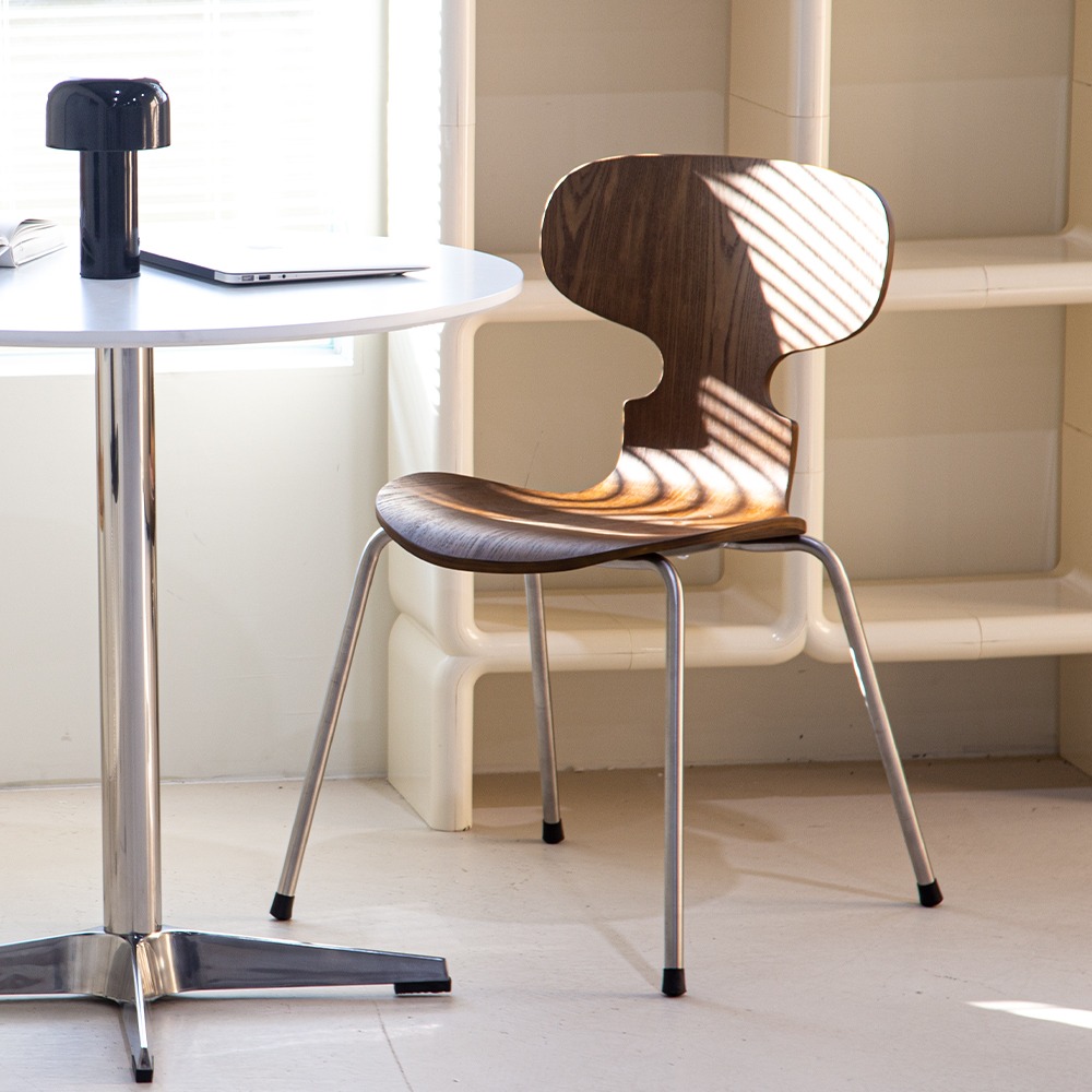 영가구[B급상품] 아토 원목 철제 미드센추리 디자인 카페 의자