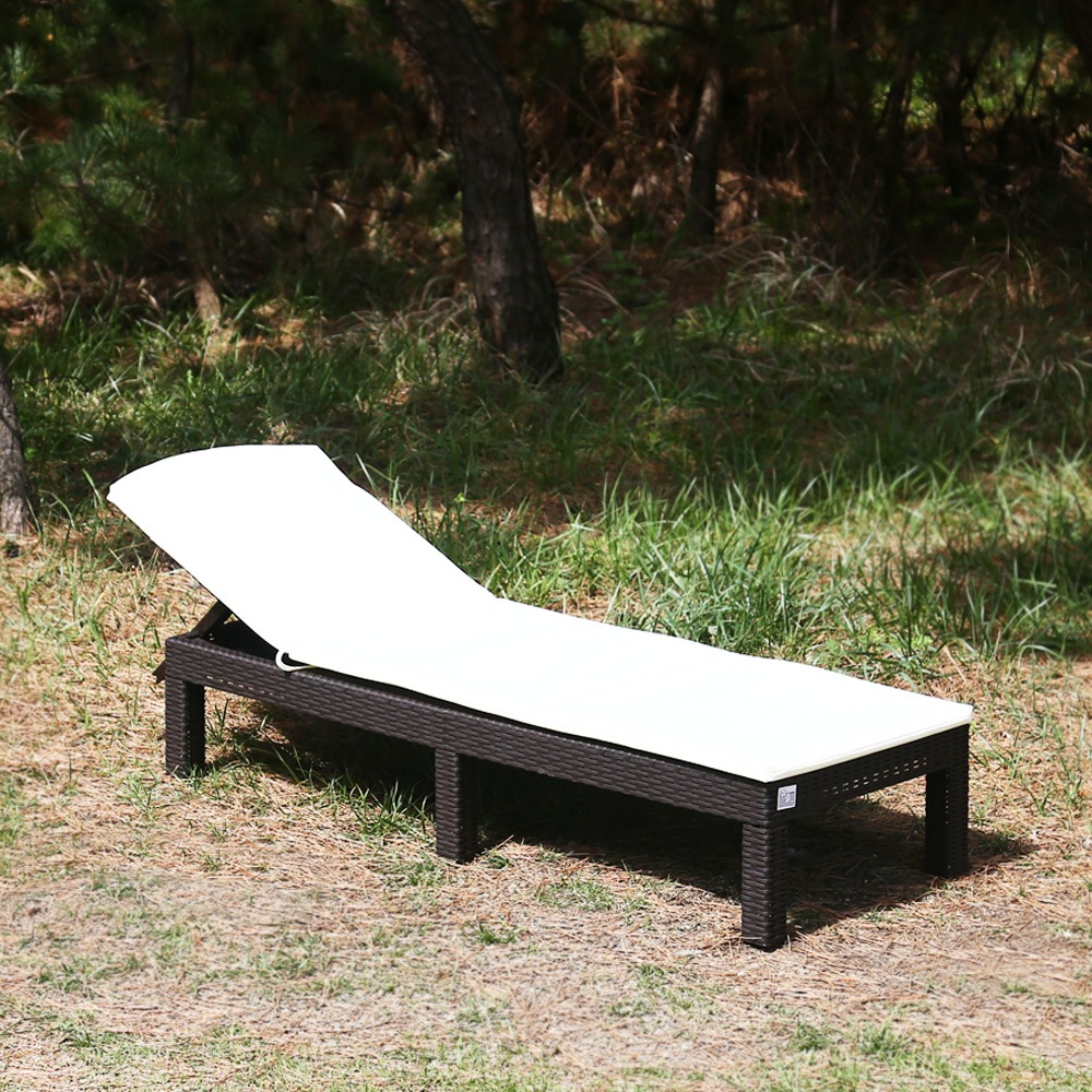 라트[B급상품]라트 써니 접이식 라탄 썬베드 야외용 테라스 비치 침대 쇼파 야외 의자